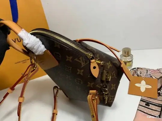 VUITTON BACKPACK LOUIS 0623